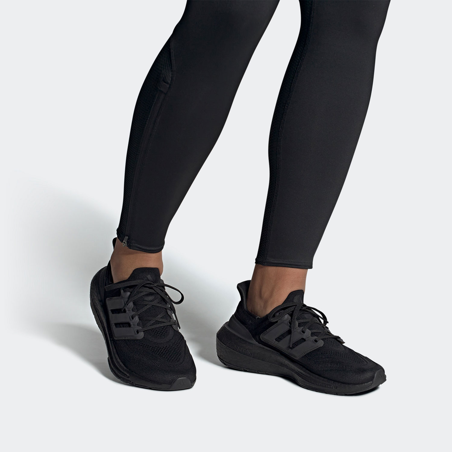 Adidas Shoes Ultraboost Light - Sepatu Lari Bernapas Adidas Authentic Ultraboost